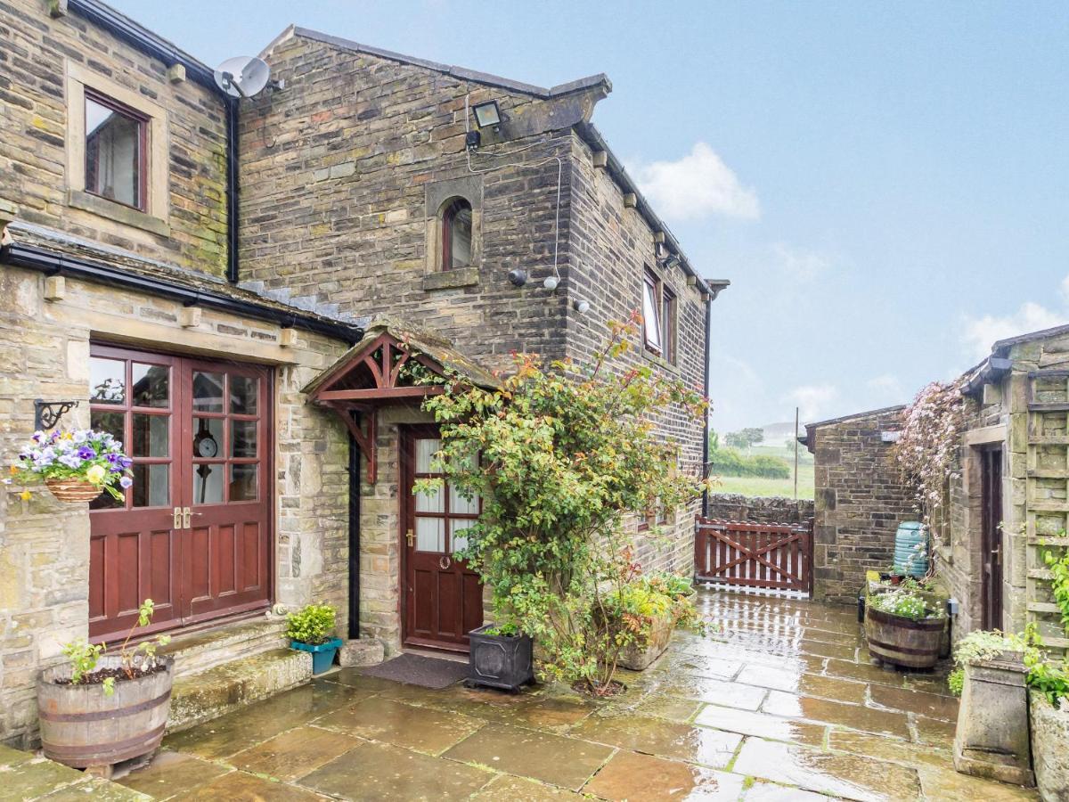Green Clough Farm Bradford  Exterior photo